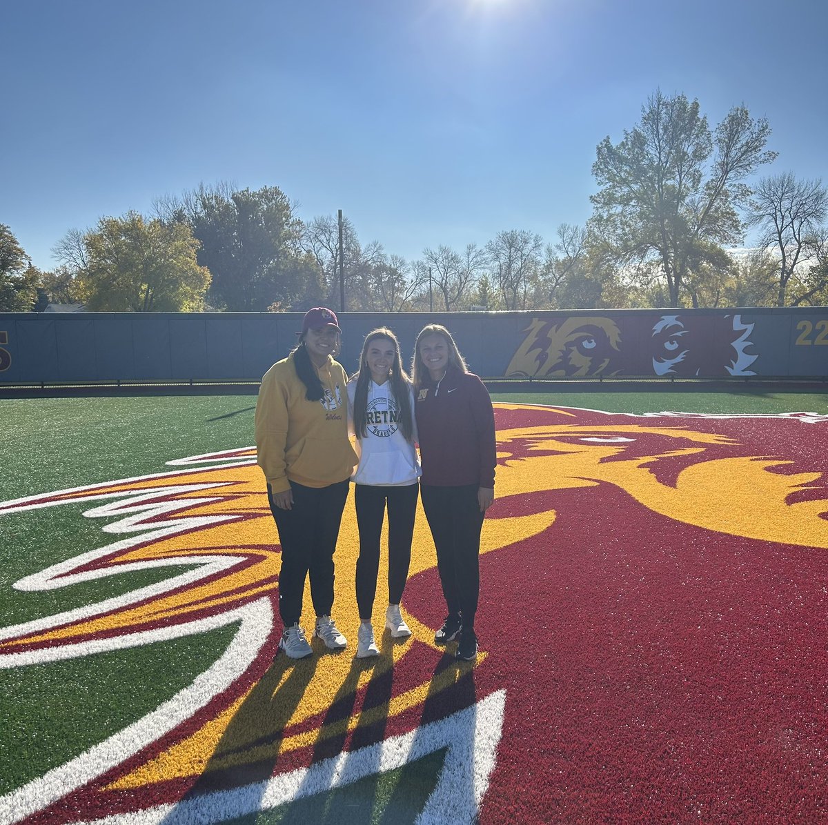 Boyer21Kennedy's tweet photo. So Excited!! Go Wolves🐺🐺
@GretnaSoftball @NSUWolves_SB @coachaschilling @jasminestrada17 @NebGold18s https://t.co/wlzdQui3uk