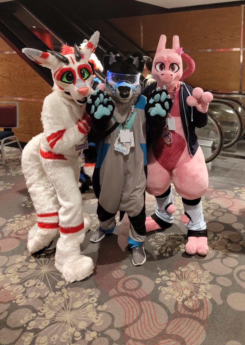 Aahhh!!! Yes <a href="/TiesciFluff/">Tiesci</a> <a href="/LaPatte_Arts/">LaPatte</a> 🤍🩷 the boys