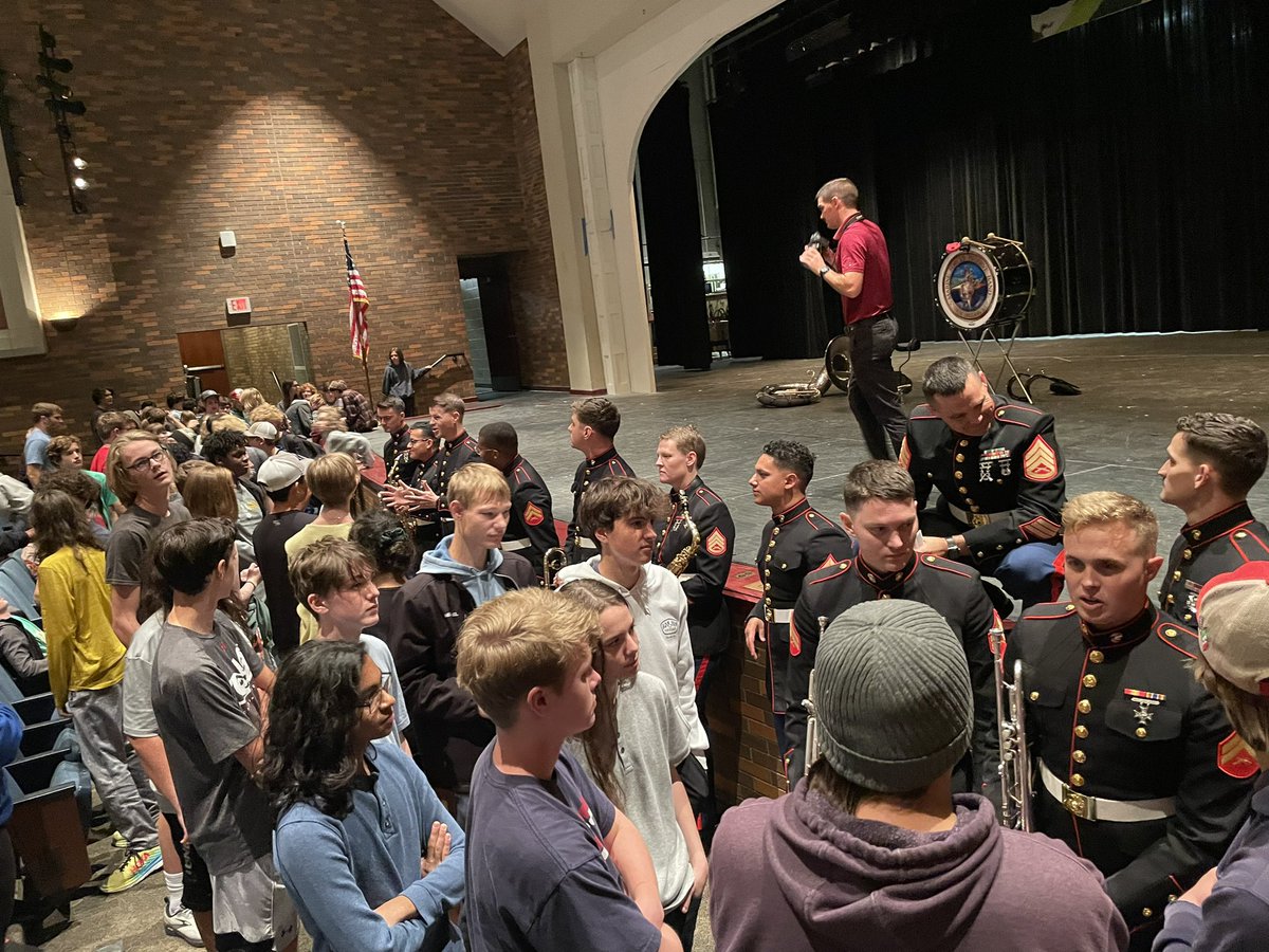 p_sulliva's tweet photo. We had a group of Marine Band musicians perform for Rock Bridge Bands today. They are a New Orleans style brass band from New Orleans. It was awesome our students experienced this today. @RBHSbruinband @cpsfinearts https://t.co/LT0tcQDLGE
