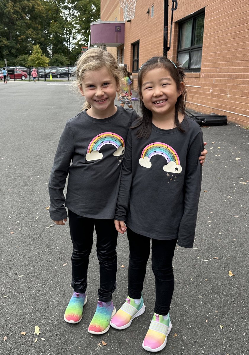 Meg Flajser tweet media