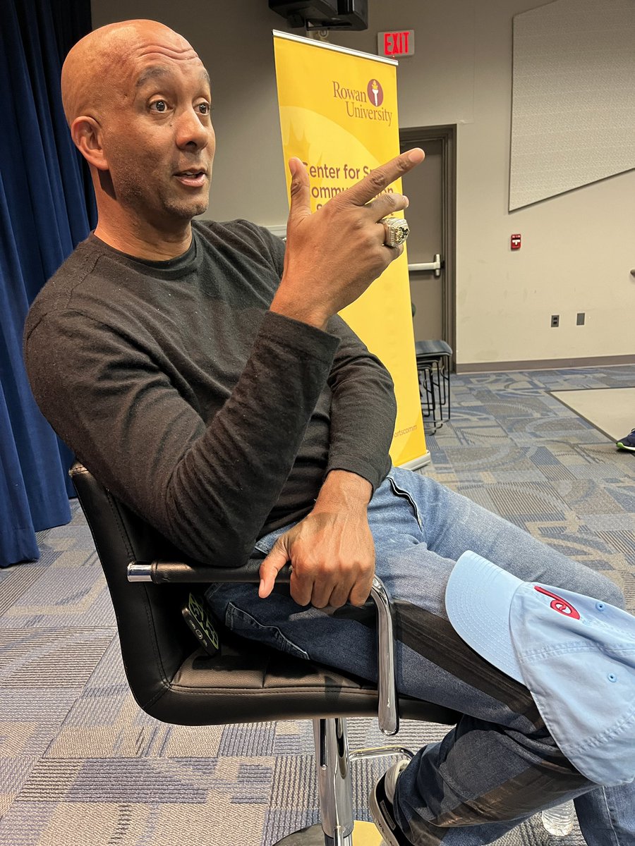 RowanSportsCAM's tweet photo. Tonight at 🍕Pizza with the Pros🍕 Andre Buck shared some of his experiences as a sports agent and left students with this, “put your head down, do your job and the rest will come”.

Thank you Andre for visiting our campus and speaking to our students! https://t.co/FqzRqVx364