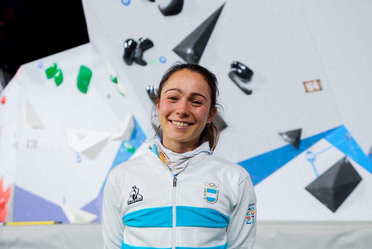 #EscaladaDeportiva 🧗‍♀️Valentina Aguado finalizó en el sexto lugar en la final de la prueba de bloque y dificultad: shorturl.at/eKQSZ

#EquipoARG 🇦🇷 #ArgentinaEnSantiago2023