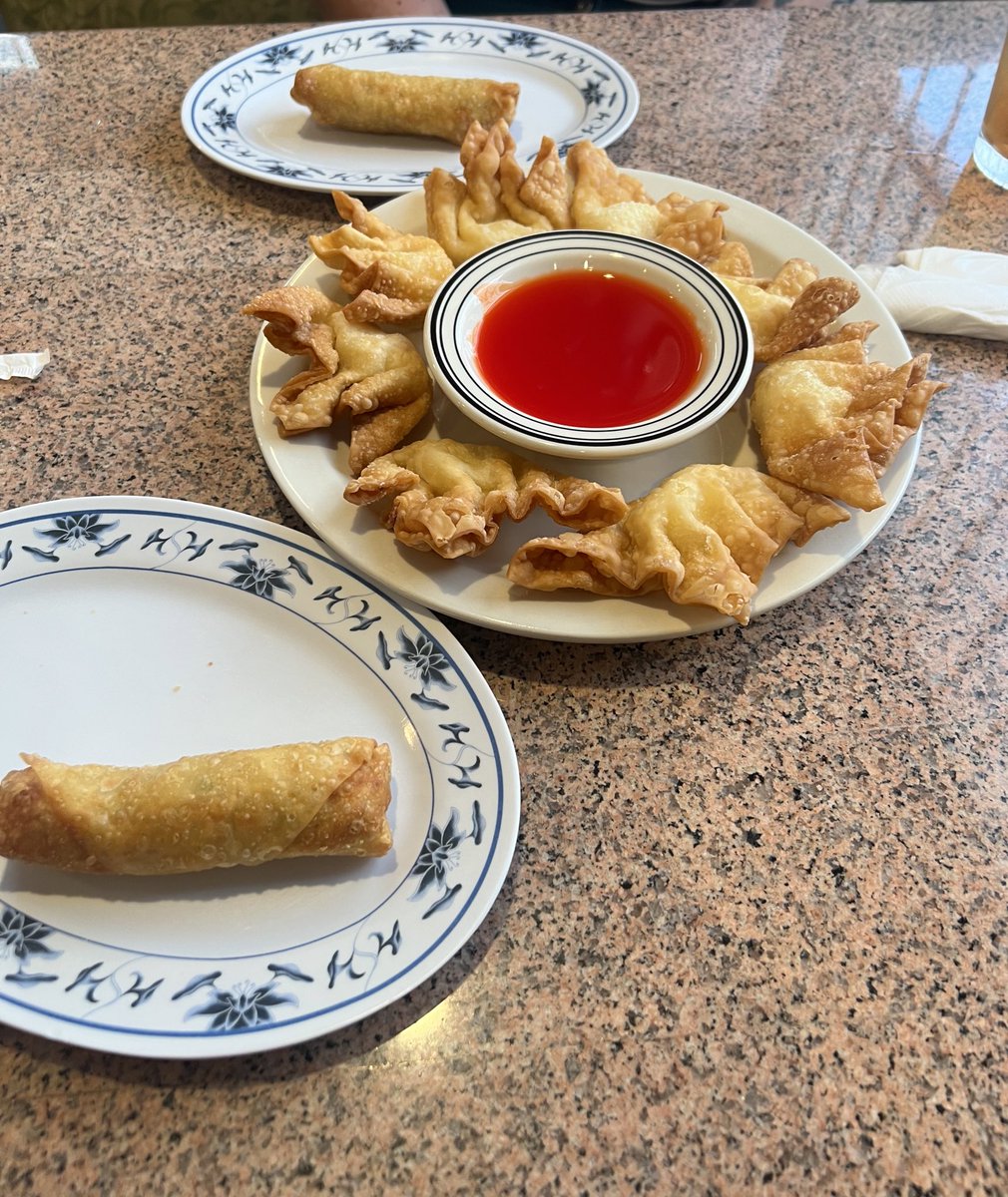 You’re telling me this crab ran with goons?????????