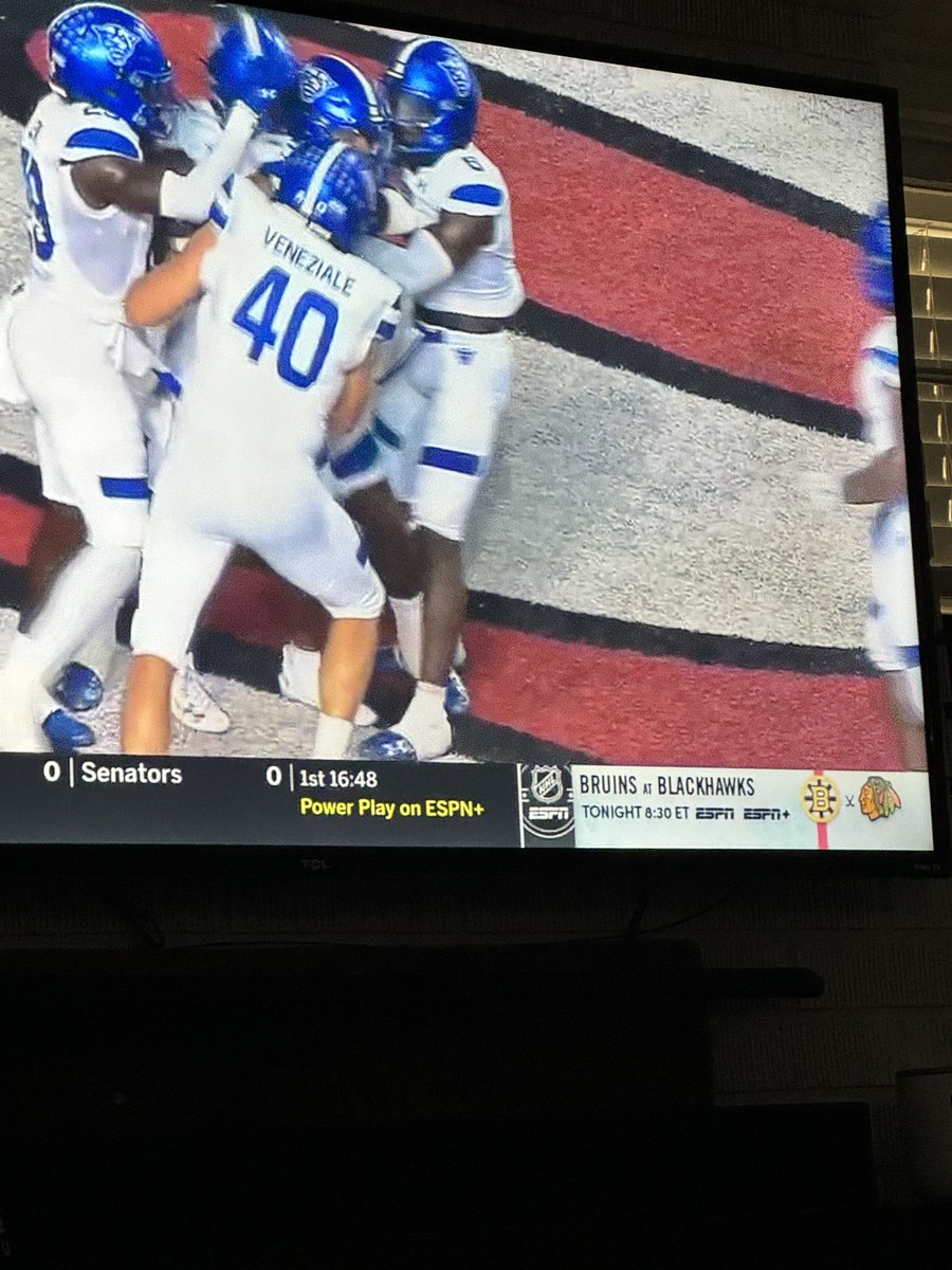 CJackson5000's tweet photo. Pretty cool watching @j_veneziale and @GeorgiaStateFB beat the Ragin Cajuns on espn. Jordan was the hardest working athlete I’ve ever been around during my coaching days. https://t.co/vgFa1caDFK