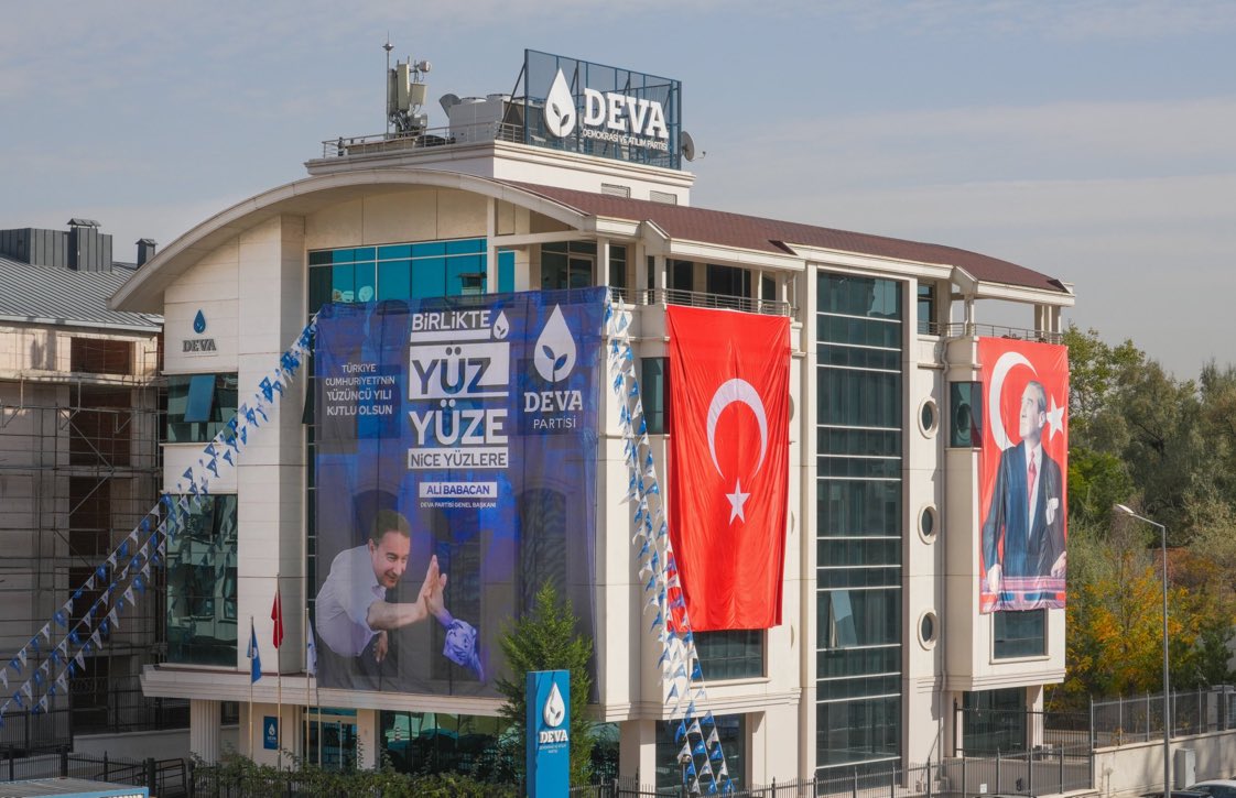 AnkaradaDeva's tweet photo. Genel Merkezimiz 100. yıl kutlamalarına hazır.

#BirlikteYüzYüze Nice Yüzlere...

Cumhuriyetimizin 100. yılı kutlu olsun. https://t.co/pDQ1EFGqaO