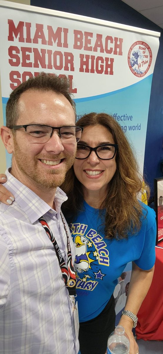 bccespedes's tweet photo. Relationships. Relationships. Relationships. Miami Beach Feeder-pattern night @MDCPS @1pamtaylor @elisaprofeta21 @MrSalisburyMBSH @MiamiAdmn #teamnro #educators https://t.co/Q2vroYWy3w