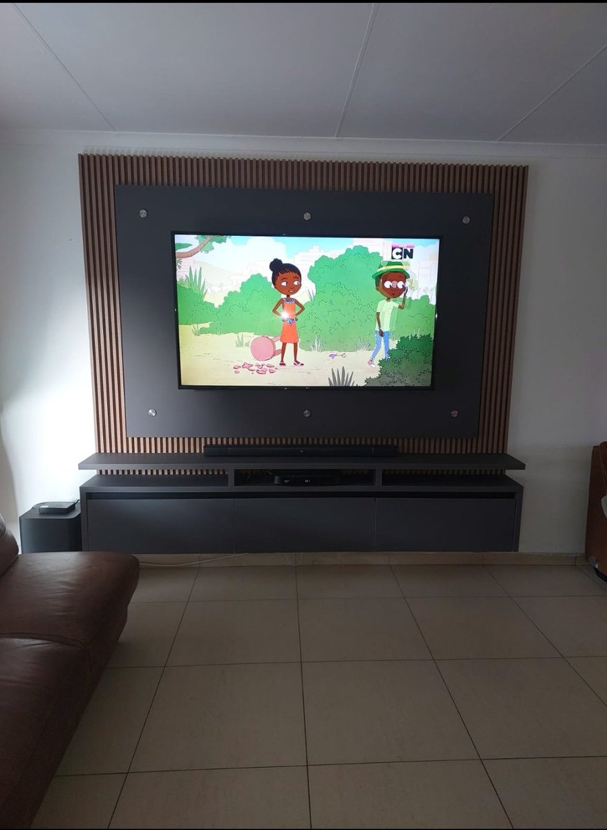Vinolize4's tweet photo. @akreana_ KEMP KITCHEN FITTINGS
Mr Kgotso Edwin Moloana

WE DO
*KITCHEN CABINETS
*WALK-IN-CLOSETS
*3D DESIGNS
*TV STANDS
*BATHROOM VANITIES
*BIG CABINETS

FIND US ON
*WHATSAPP - 0826421380
*TIKTOK - @KKF2016
*INSTAGRAM - KEMPKITCHENFITTINGS
*EMAIL - kempkitchenfittings@gmail.com https://t.co/f9yt6BSuE8