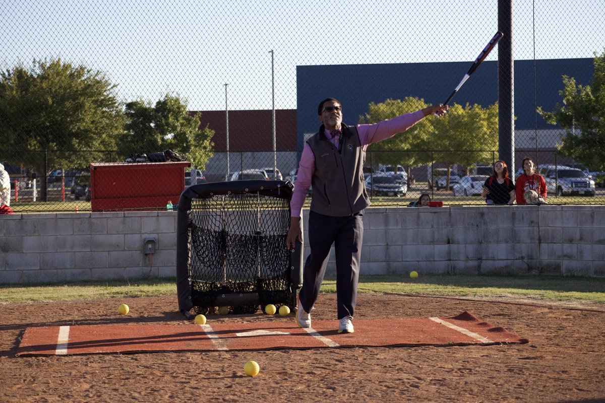 LHSW_Softball's tweet photo. Our principal. 
Dropped a bomb. Bat flip. Walk off. 
In full fit 👀 https://t.co/0uIgYwQqU7