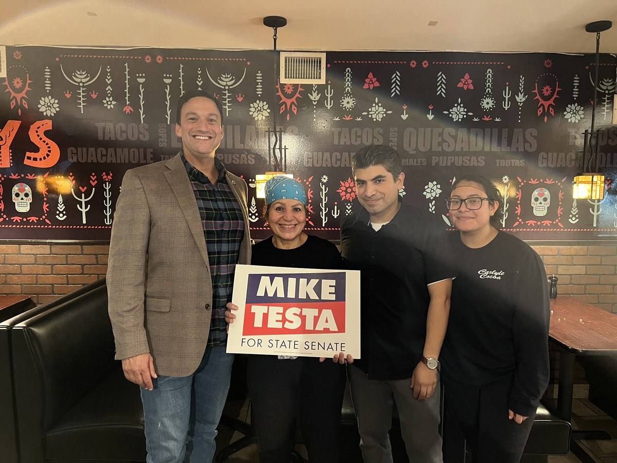 TestaForNJ's tweet image. Thank you to Milly and her family for hosting us tonight at her wonderful restaurant!!! ❤️

It’s always a treat to come here and support one of Vineland’s local gems.

T-minus two weeks until VICTORY!  #EatLocal #TeamTesta