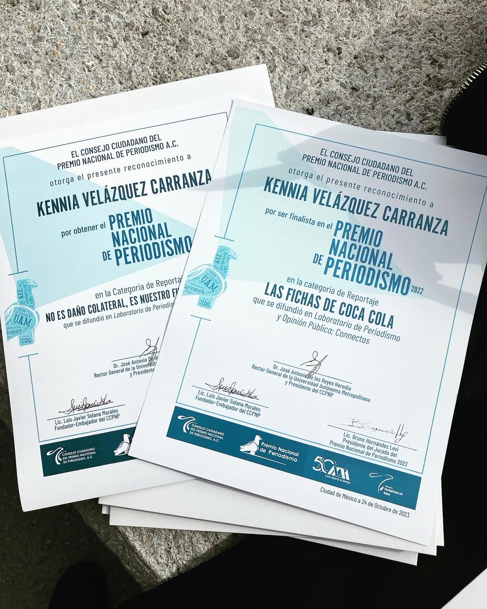 KenniaV's tweet image. Hoy se entregaron los #PNP del @CCPNPMexico y dos trabajos de @poplabmx fueron reconocidos en la categoría de reportaje. Uno como ganador y otro como finalista.
Mientras otras PopLaberas ganaron en categoría multiformato.
Muy orgullosa de este equipo 🥰