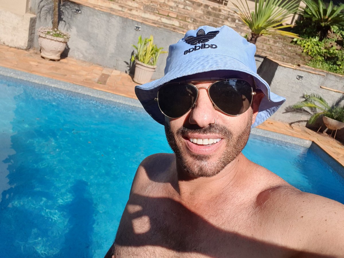 andreethomazz's tweet photo. Odioo el calor! https://t.co/zSHR6SNF6t