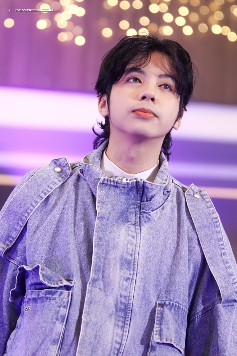 ⨾ 𝙨𝙚𝙢𝙞𝙘𝙤𝙡𝙤𝙣 📸 tweet media