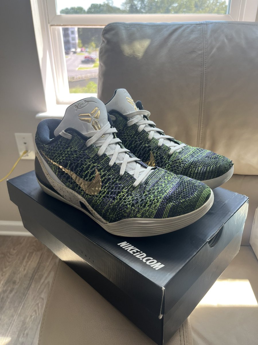 acevintage6's tweet photo. @RetailTuesday #RetailTuesday taking all offers https://t.co/1flGUZdG1q