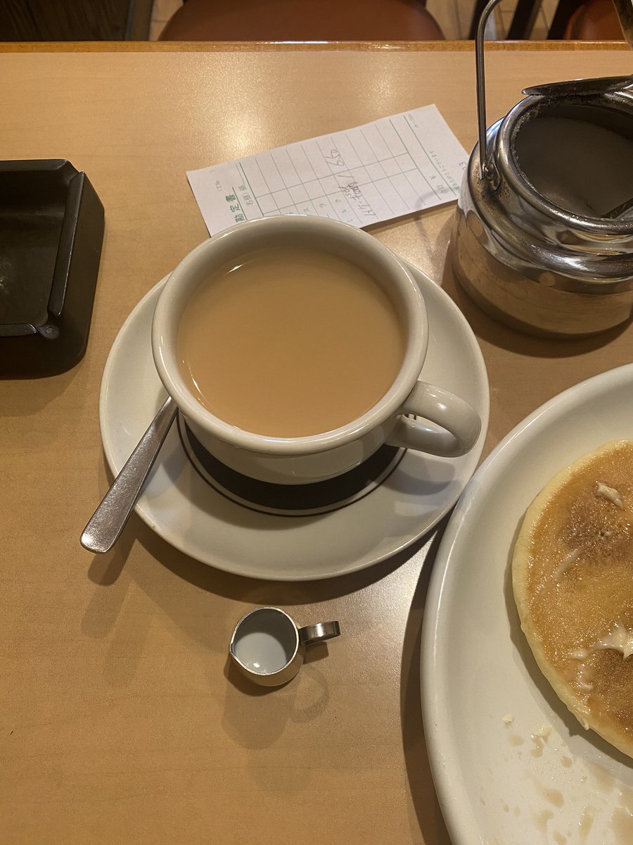 soophhhhhy's tweet photo. 일본에서
Tea          (Lemon / Milk)
⬆️ 이거 너무 좋다 …..
저는 미루크파 🥛🥞
밀크티랑은 또 다른 매력이야 ••👼🏻 https://t.co/5u4E11EiTe