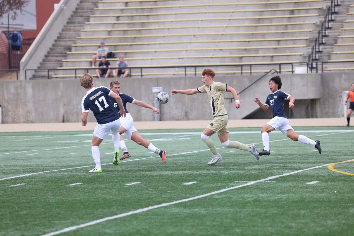 NWUSports's tweet photo. Kings of Abel 🤴

Instant 📸 from tonight’s victory over Bethel University ⚽️ #YipYip #PWolfNation https://t.co/WpWSiluRbw