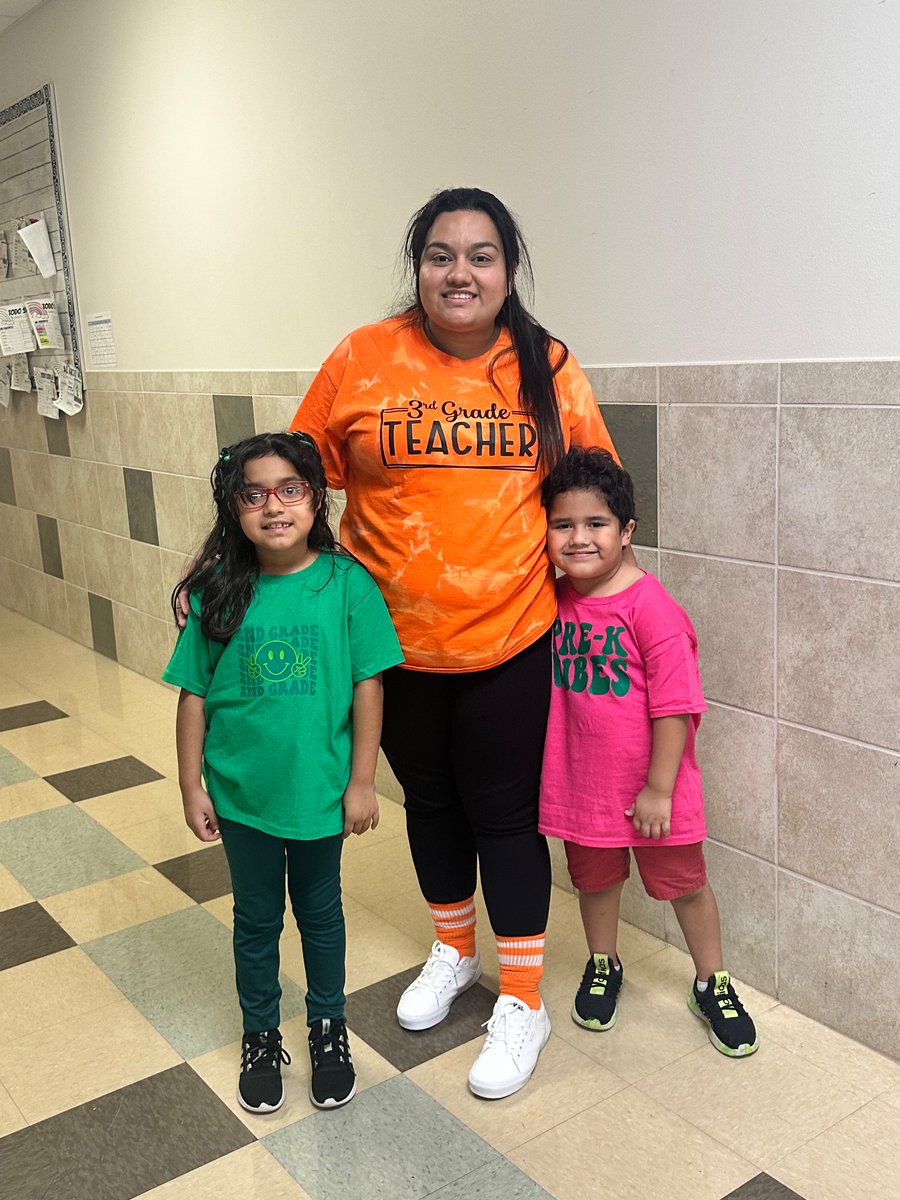torresmicfb's tweet photo. We had so much fun celebrating our growth and success for the 1st night weeks! #TigerPride @TigerNetwork #thrivinginthird #wearemcstrick https://t.co/Xldb94drGJ