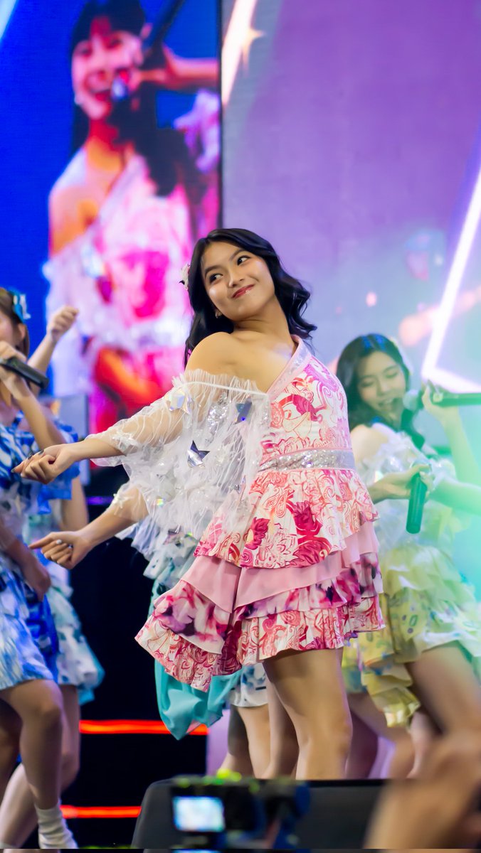 48Kazee's tweet photo. I Want Youuu! Sh*pee!
—
@S_GraciaJKT48 at Ragnarok Stars 2023 #ROS2023 https://t.co/JWt0hi1D3v