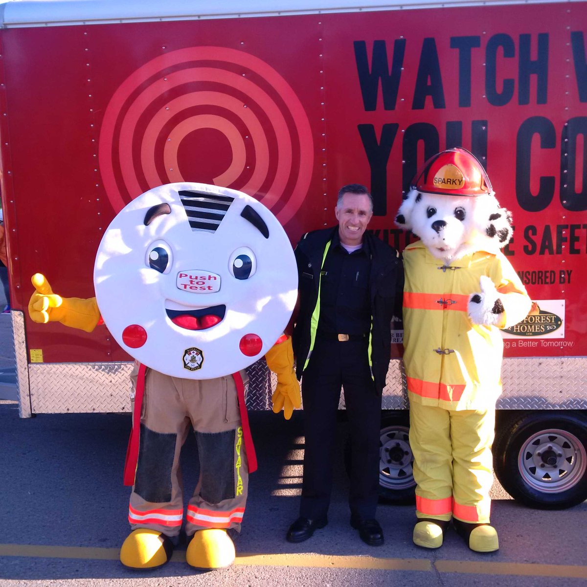 JPercyFireDept's tweet photo. @JamieKovacs3 @FMPFSC @Waterloo_Fire Thanks very much Jamie @JamieKovacs3 . Back in Yr. 2012 "Savatar the Smoke Alarm" mascot was born @Waterloo_Fire . It was a great project to work on! #Firesafetypubliceducation #PubedRocks #SmokeAlarmsSavesLives https://t.co/dDrjTUAb7m