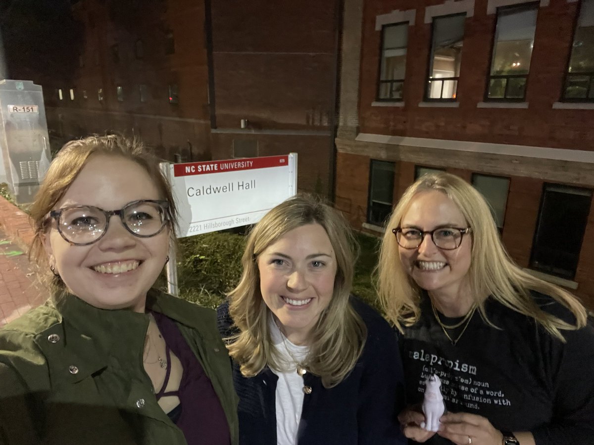 ApexHSLibrary's tweet image. Always ready to learn about ways to use new technologies!