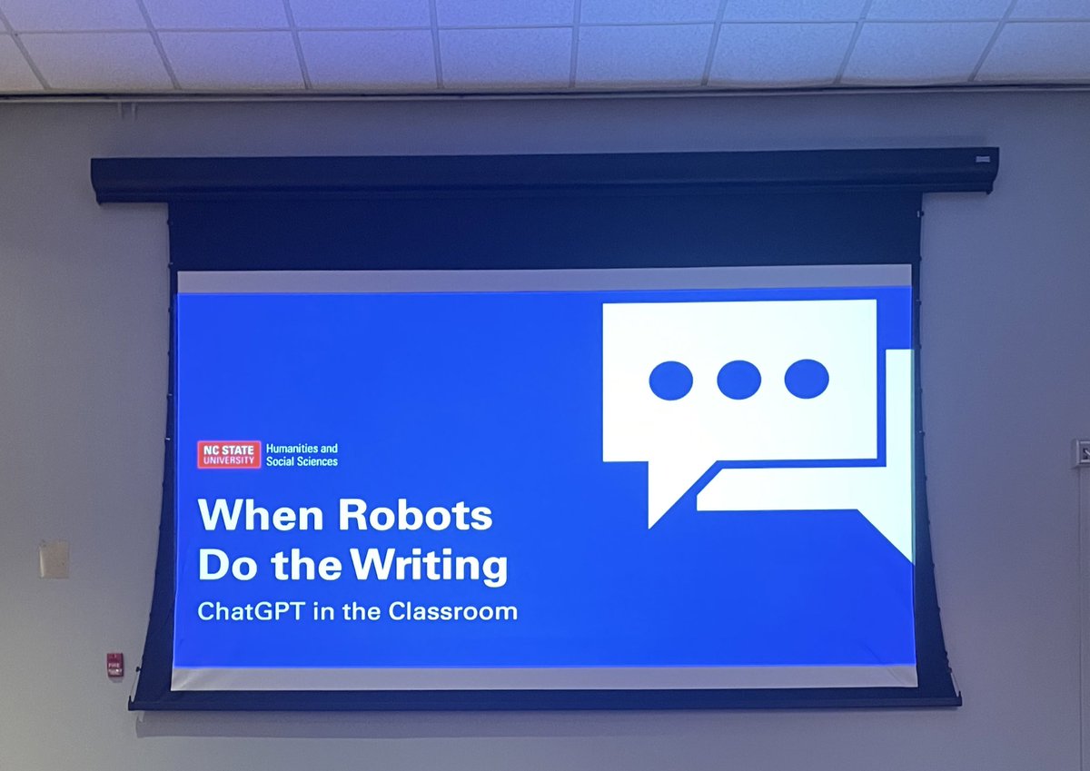 ApexHSLibrary's tweet image. Always ready to learn about ways to use new technologies!