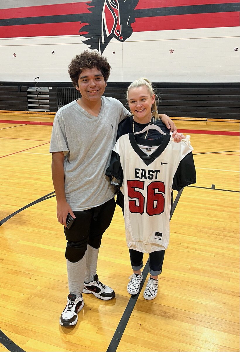 Kelsey Ezzell tweet media