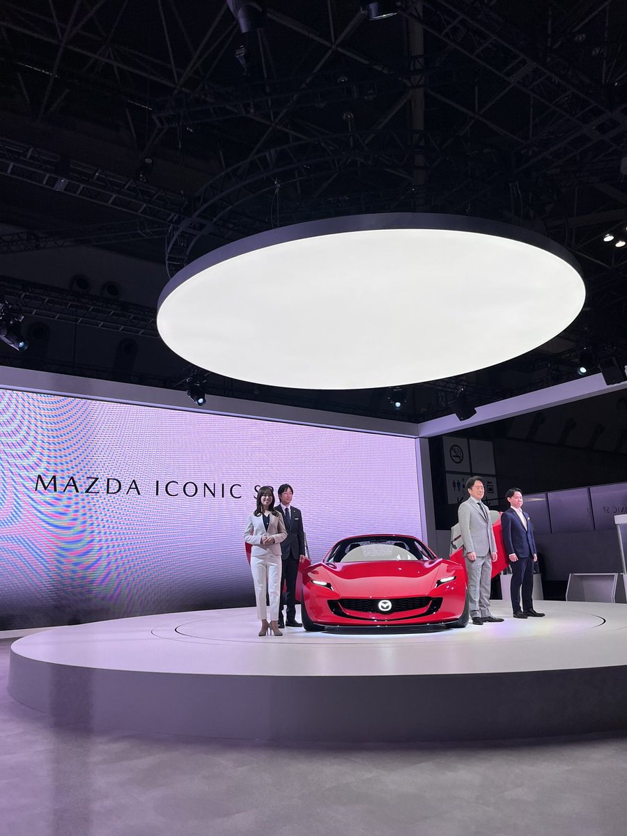 BarbeytoMiguel's tweet photo. Mazda ICONIC SP es el nuevo autoconcepto de Mazda que representa nuestra visión sobre la movilidad, el diseño y la motorización del futuro. Su tren motriz cuenta con sistema EV giratorio de dos rotores de Mazda, que ofrece flexibilidad de diseño y un centro de gravedad bajo https://t.co/Whb4tp7x2T