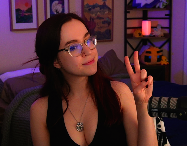 itsayemanda's tweet image. happy tuesday gamers!!! i am live with more animal crossing haunted housin' and then if we finish in good time (hopefully) we are nearing the end of act 2 in bg3!!!
twitch.tv/ayemanda