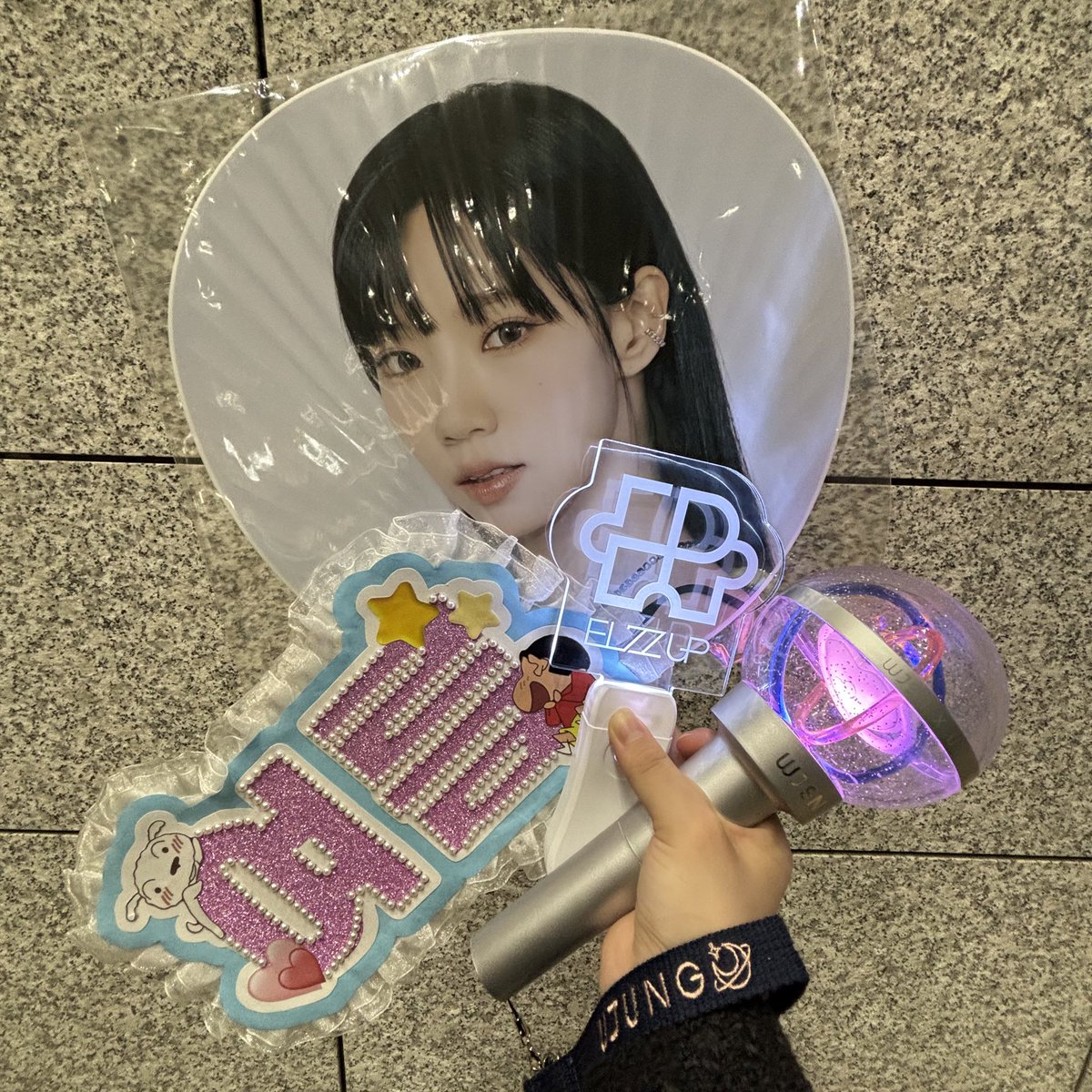 実はよるむが歌って踊ってるのを生で見るのは初めてだったのです。うじょん棒も初出勤。よるむのおたくでよかったなと思えた日でした🥹
ちなみにネームボードみておんにが わ！しんのすけ！わたしもすき！って言ってくれたけど、おんにが好きだから私は作ったんだよ？？www