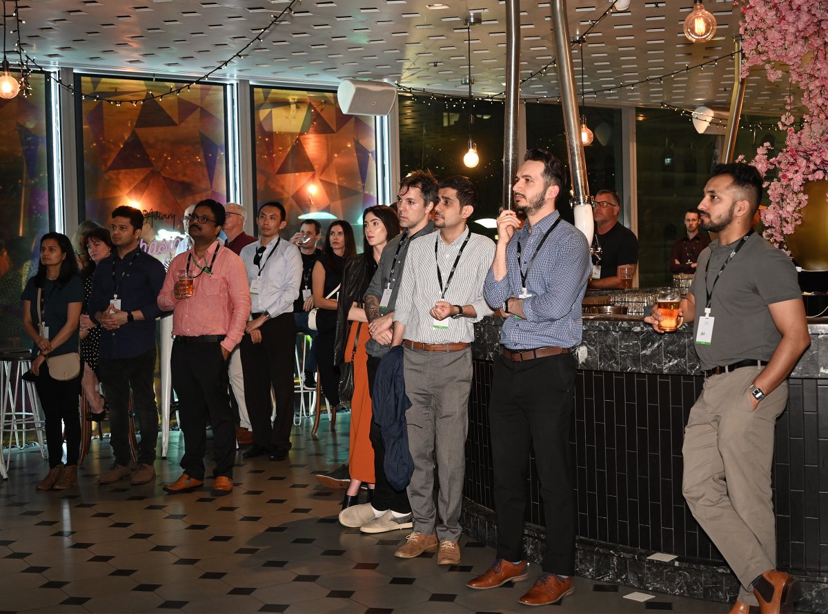 eToroAU's tweet photo. Great people and an AMAZING night with our #eToroClub clients in Perth! 📊🍸 

Our market analyst @JoshGilbert_ provided the entertainment for the night with an open market discussion. 

We topped it off with tasty cocktails and delicious food.

It was a blast! 💚 #eToroevent https://t.co/LyHJL7TRms