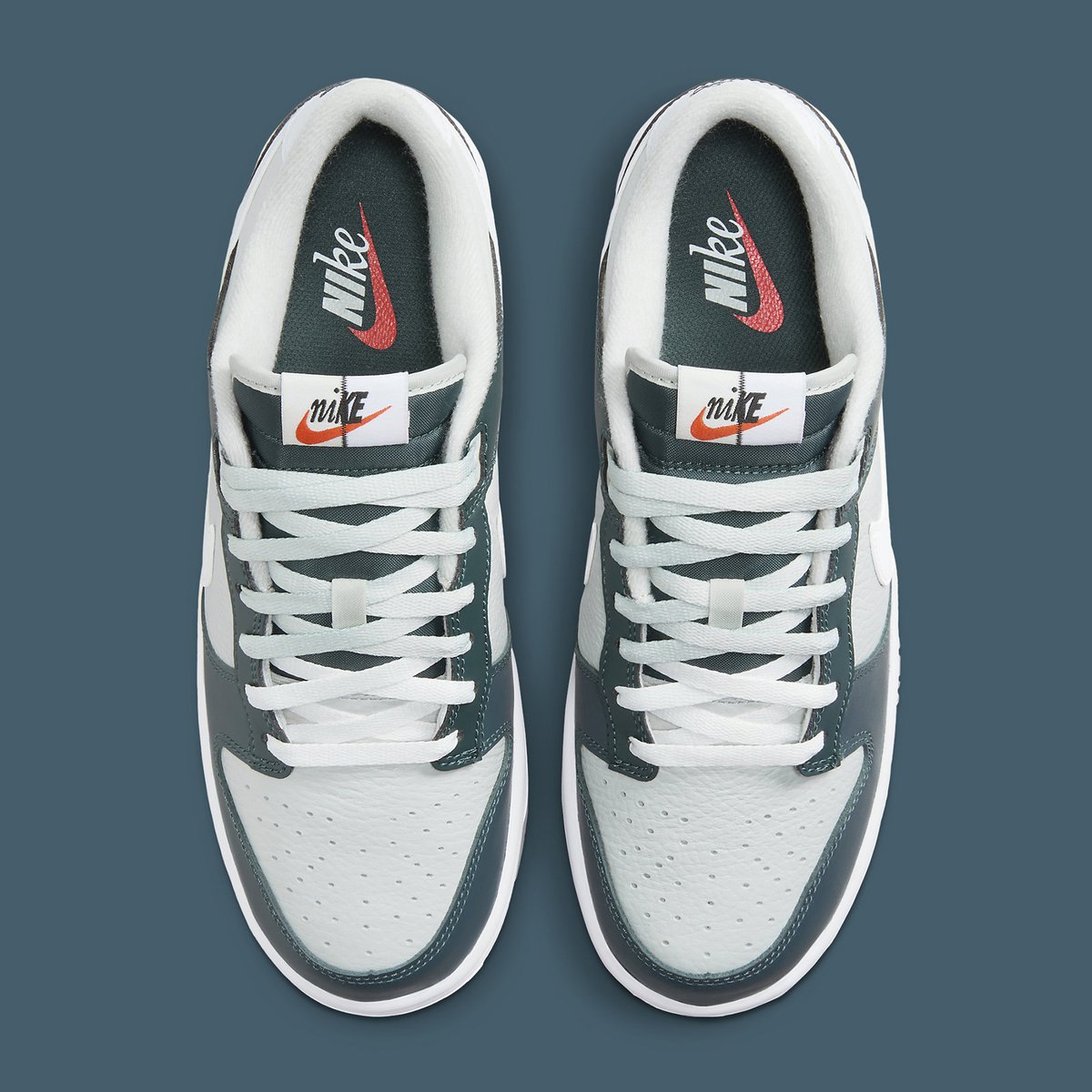 JustFreshKicks's tweet photo. Nike Dunk Low “Split” 

https://t.co/C0OAWW07LM https://t.co/7uRHkmr2Ca