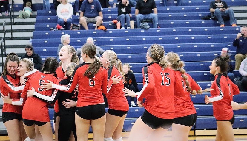 VolleyballFUHS's tweet photo. These pictures show how much these ladies love their teammates and how they will fight to the end for each other. The result of last nights game is a testimony to their commitment to one another. I  cannot express how much we appreciated everyone that came out to share in that ❤️ https://t.co/hrYJYPXGkh