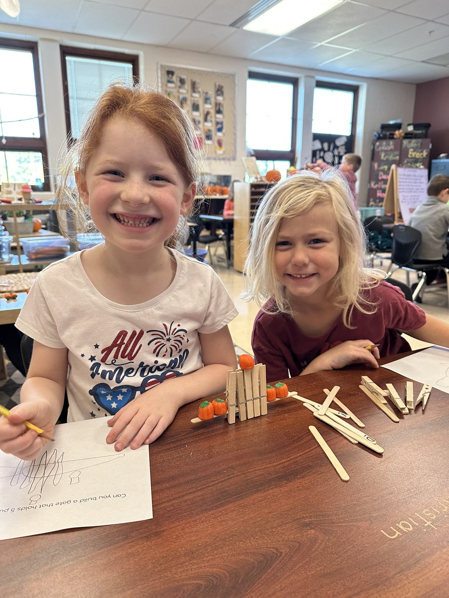 HarterKdg's tweet photo. 5 Little Pumpkins Sitting on a Gate…STEM Challenge accepted! @WyandotECS https://t.co/6Gh4HsEf1N