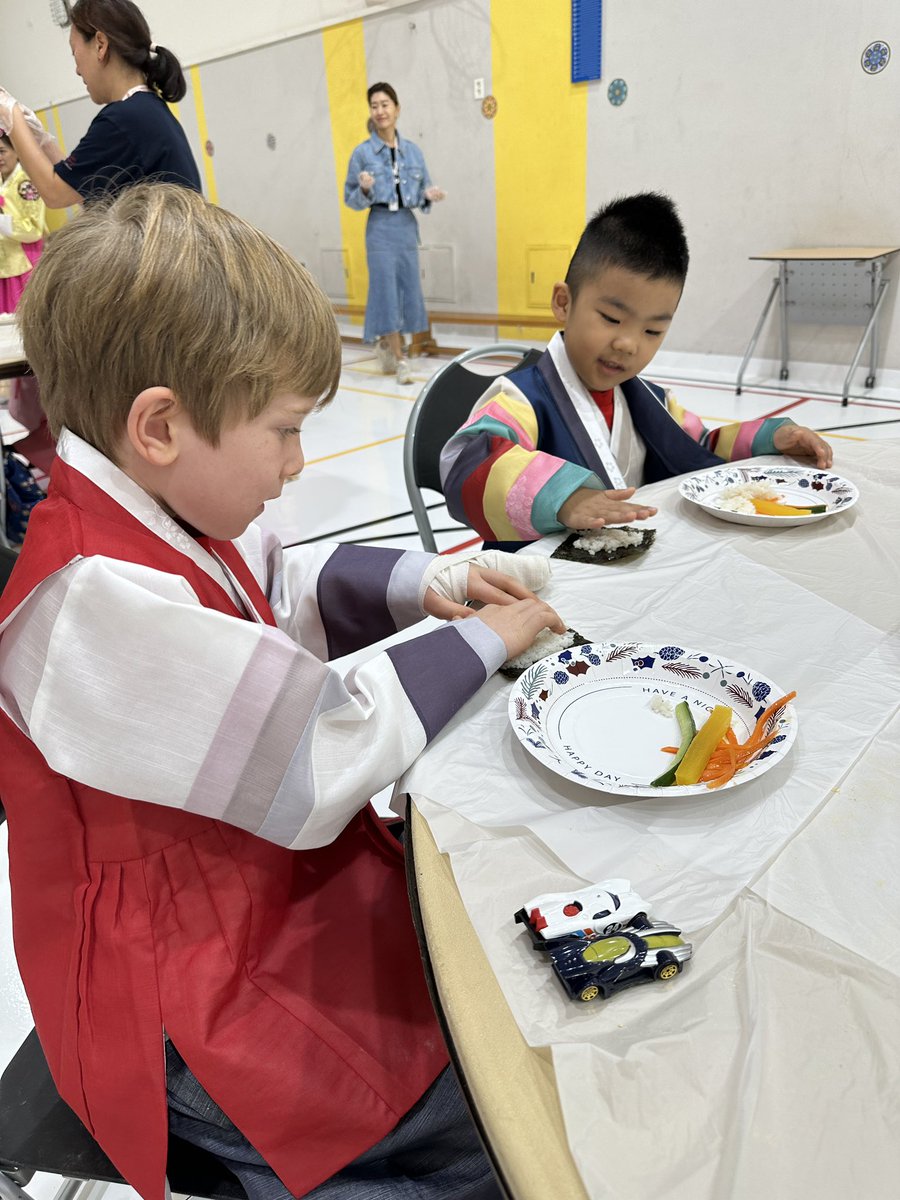 Seoul Foreign British School tweet media