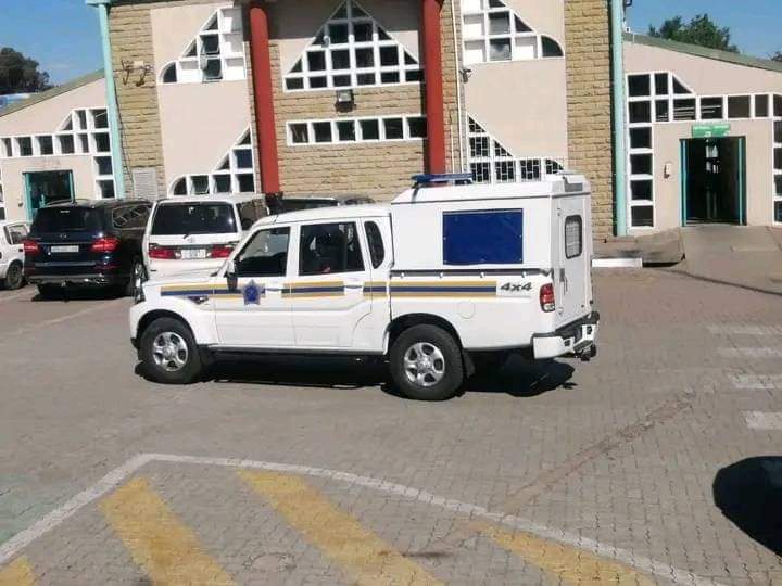 Chrisstheko's tweet photo. Today is a that day Basotho have been waiting for. After today we hopefully will not hear "Maponesa ha a na likoloi". https://t.co/uD9zCwZENo