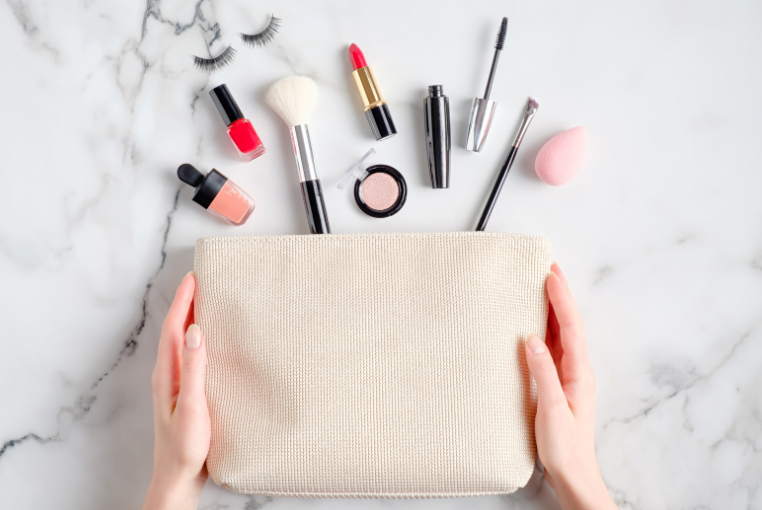 👝Cosmetic Bags price request Russia🇷🇺- t.ly/ujTqN

#export #import #B2B #cosmetic #bag #cosmeticbag