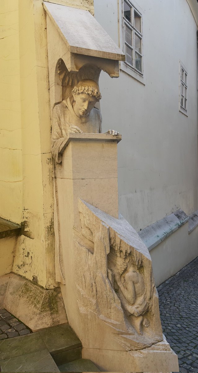 PilgrimBudapest's tweet photo. St #Maurus was among the 1st HU benedictines, became Abbot of #Pannonhalma, later Bishop of #Pécs.
Is the 1st known HU author (see his monument in the abbey) known for his pious life & for beeing the 1st known student of Pannonhalma!
#October25
https://t.co/69XLo7x4yr https://t.co/YmF868Biyv