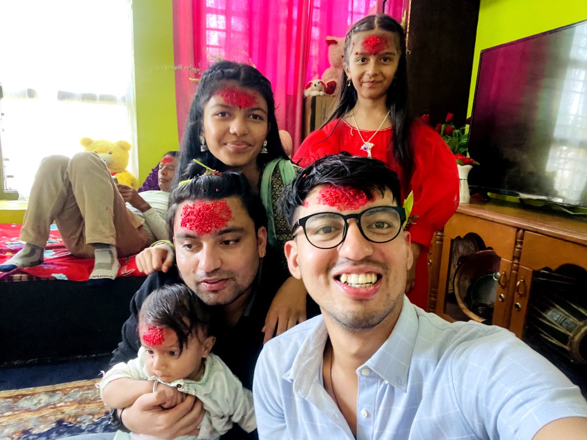 MARVELous__D's tweet photo. Brothers and Sisters😂
#Dashain https://t.co/Nf205MYLhg