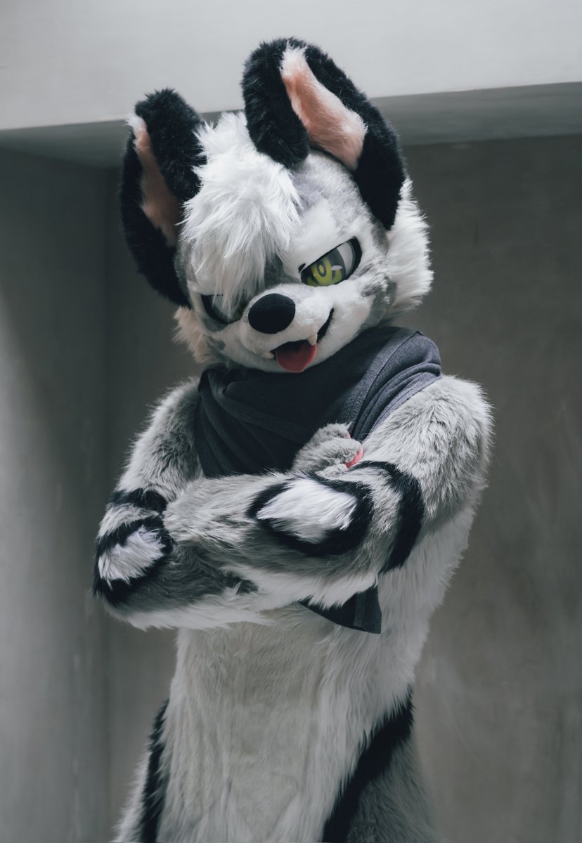 HP100LV1's tweet photo. Long time no see? 
See you tomorrow✓🥳

 📸: @waitzz_ https://t.co/EvHazxlyuM