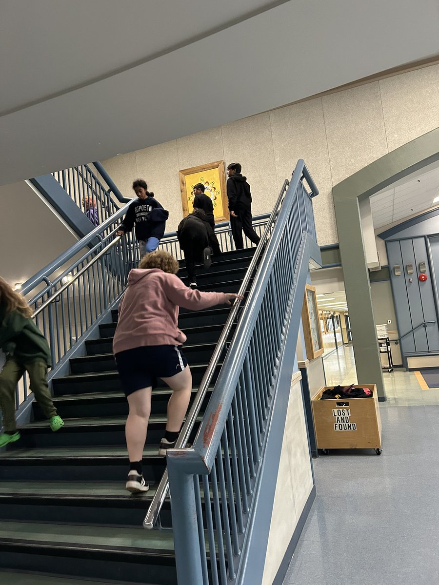 Ms Ledbrook took students through circuit training today as part of their fitness time today. #BulldogsPride #AbbySchools #HoweMiddle