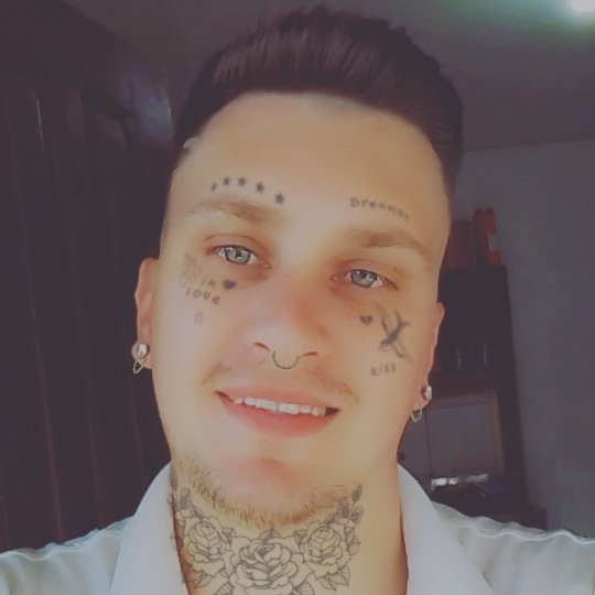 Alessonalex19's tweet photo. Boa noite https://t.co/4L9HQ1YWn9