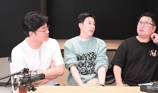 NJTTW season 9?

Na PD cerita bahwa emang awalnya ada rencana bikin New Journey to The West Season 9, tapi karena pandemi Covid-19, ada member yg wamil, terus schedule member udah ada acara lain, akhirnya belum kesampean sampe sekarang.

Na PD klarif bahwa ga ada masalah antara