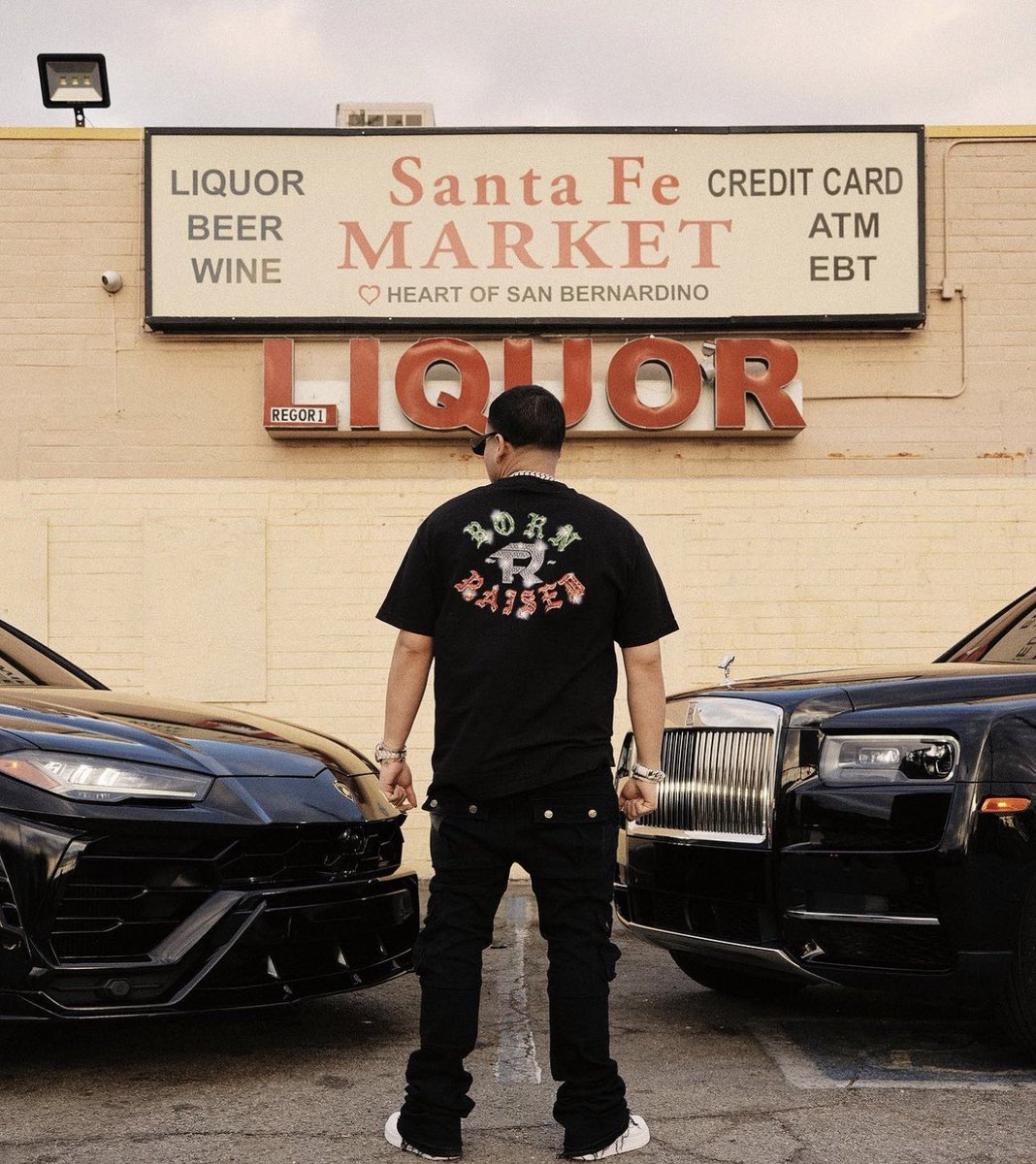BrivnJimenez's tweet photo. First mexican band to collab with a streetwear brand. Born X Raised x Fuerza Regida collection drops this Friday. Pura Mafia De Calle 🇲🇽🇲🇽🇲🇽 https://t.co/fomicAX1sE