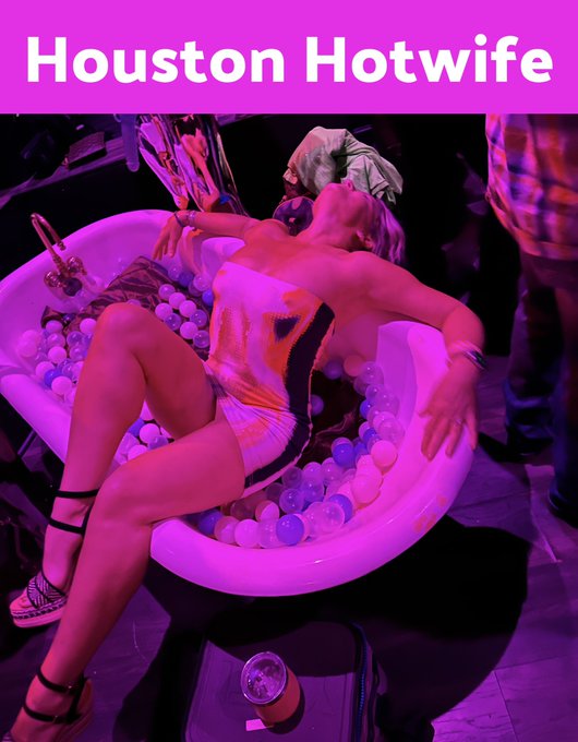 You just might find this little Hotwife out on the San Antonio Riverwalk this weekend&hellip;just sayin 🔥😘💋<a href="/tag/yolo"class="tags"><span>#yolo</span></a><a href="/tag/texasgirls"class="tags"><span>#texasgirls</span></a><a href="/tag/sexysanantonio"class="tags"><span>#sexysanantonio</span></a>