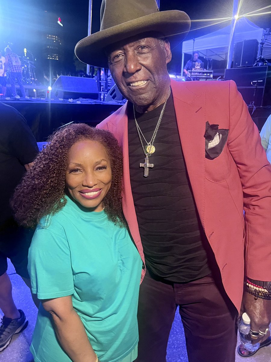 Stephanie Mills tweet media