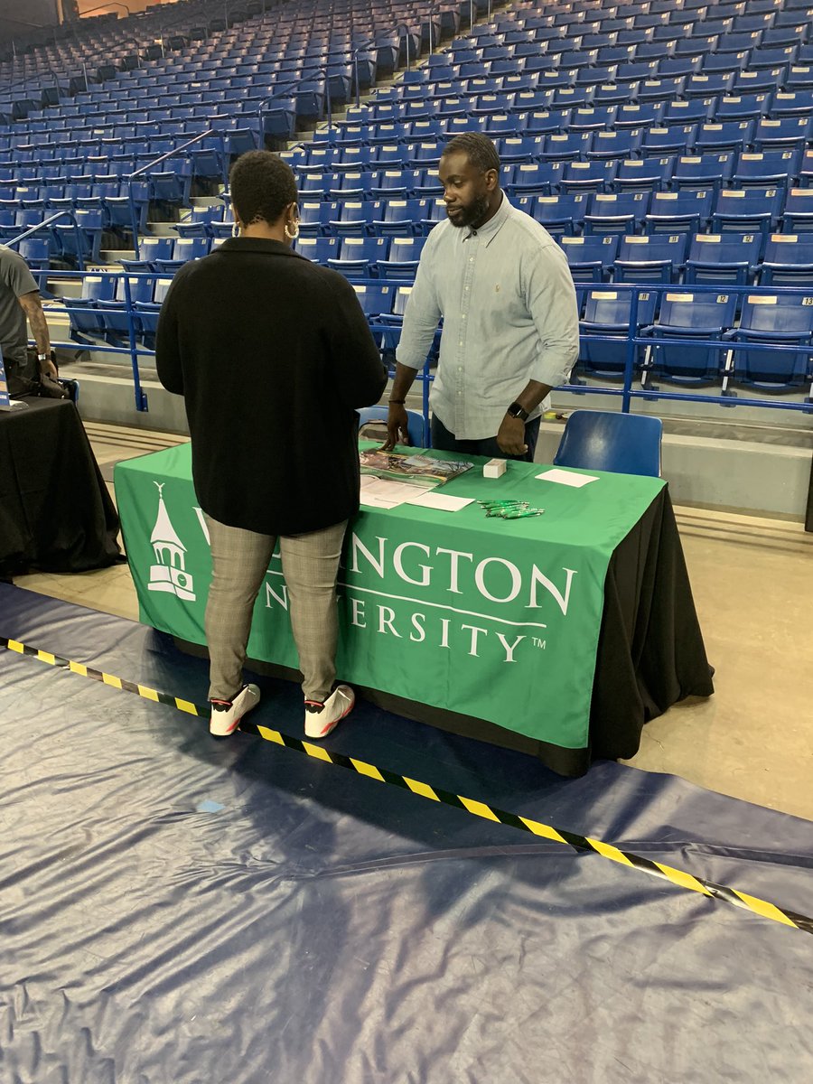 We had such a great time tonight! Thank you to all of the vendors, volunteers, &amp; attendees who came out tonight, we hope it was helpful for you!! Thank you to <a href="/UDelaware/">Univ. of Delaware</a> for hosting!