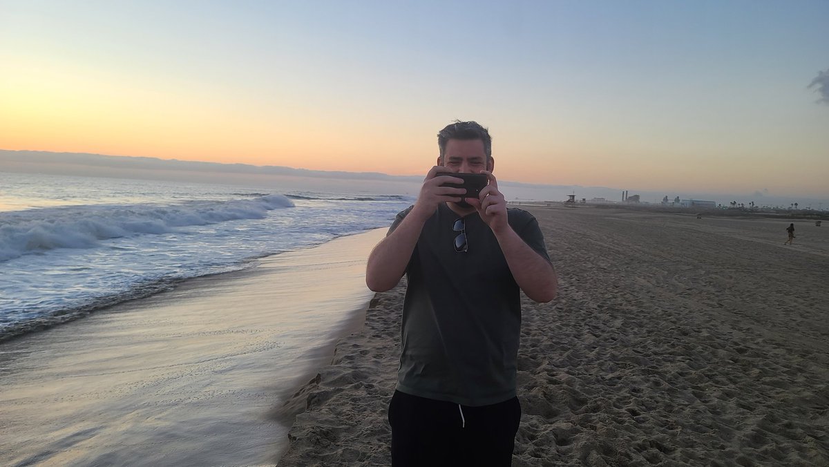 Whyguy20's tweet image. Taking the tourist around touristy places