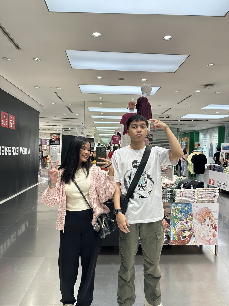 ItsCheskaD's tweet photo. Happy 6th Anniversary, mahboo @SiyJherome   Iloveyoüüü!!!! 🤍✨🥺 https://t.co/UMRoDoCJup