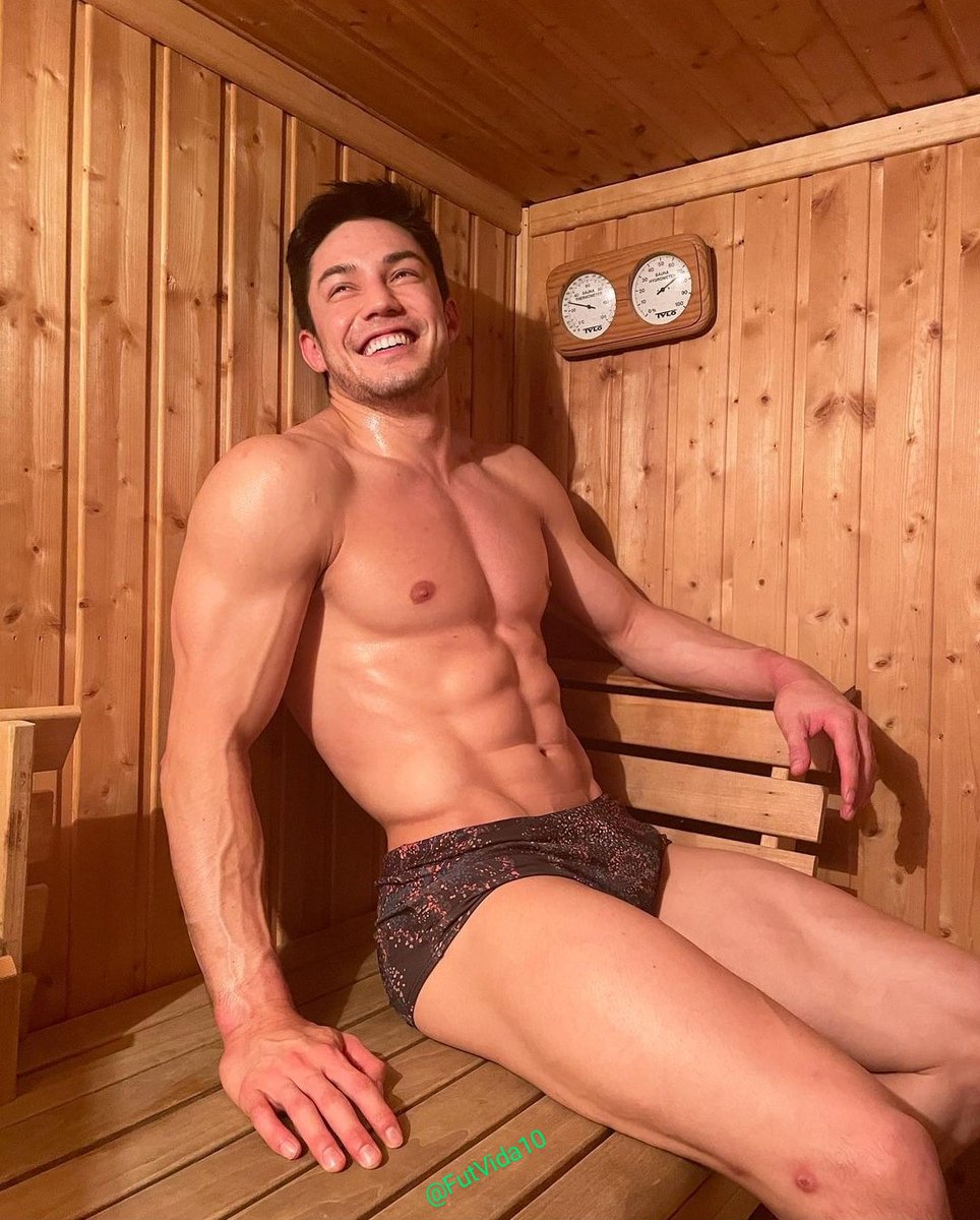 FutVida10's tweet photo. Que corpo perfeito do ginasta Arthur Nory.
🤸🏻♂️🤸🏻♂️🤸🏻♂️❤️❤️❤️
#Ginasta #Sunga #Gostoso #Sunga #PanamericanosSantiago2023 #GinasticaArtistica #ArthurNoryFV https://t.co/iGQVDxau85