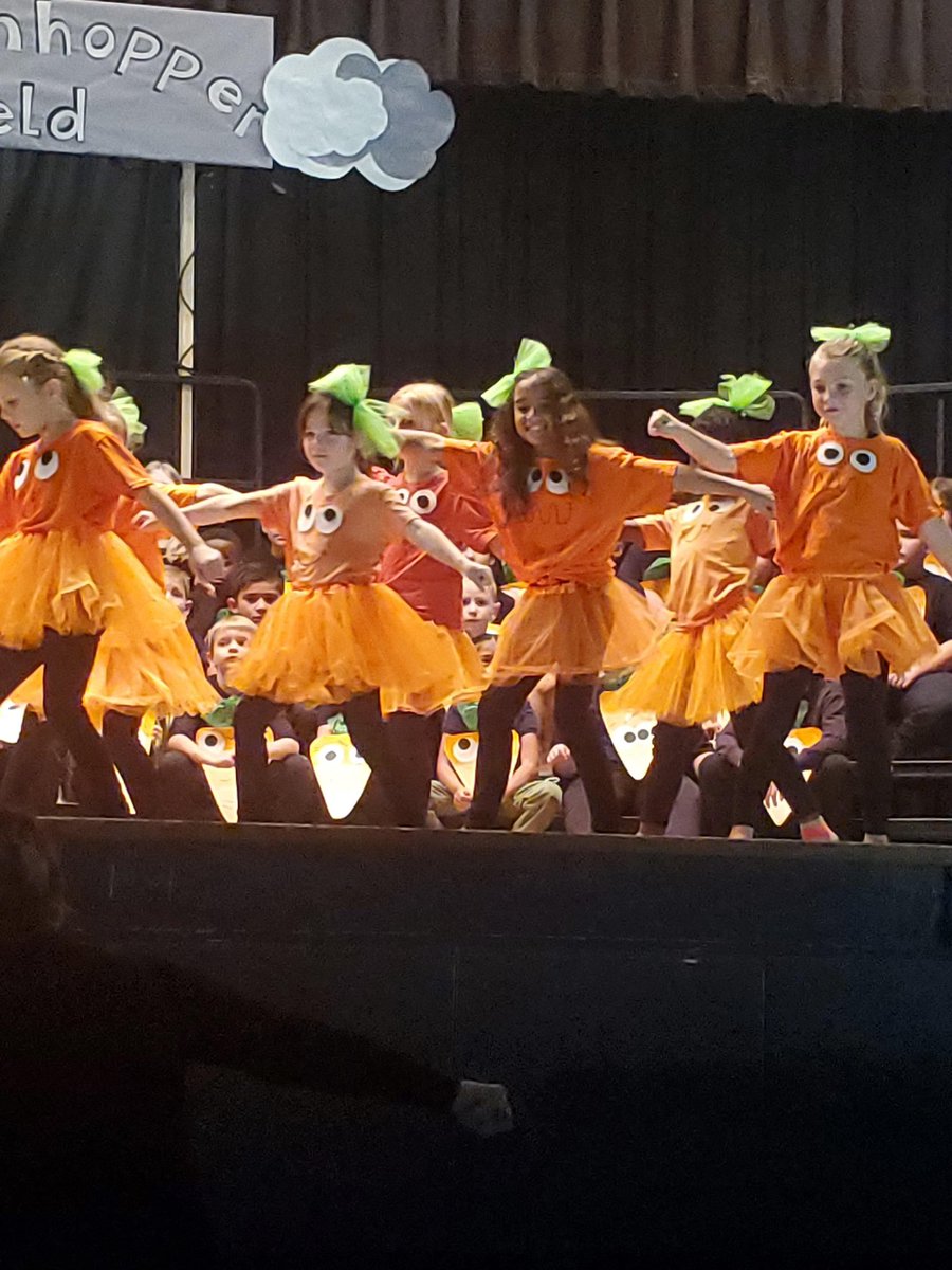“Creepy Carrots” was so much fun and I am very proud of the sweet 2nd &amp; 3rd graders! Great job! 💙🎶🥕😱<a href="/KCS_Jefferson/">Jefferson Elementary</a>