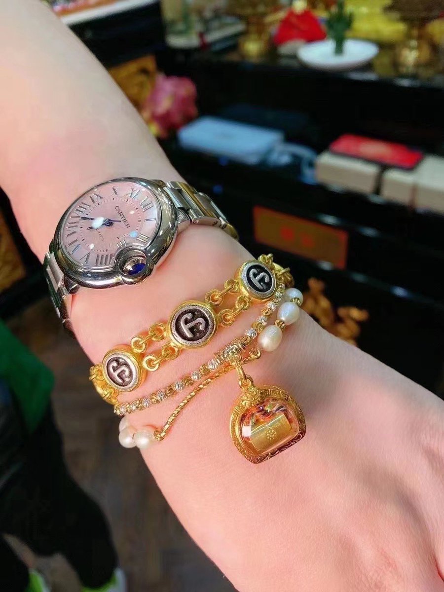 DC_Bangkok's tweet photo. 🔶纯金永不缺钱符管秀❗️

纯金本版！去庙里都难的见好宝贝，纯金缺不钱符管 【永不缺符钱管 】昭马坤哈苏拉萨永缺不钱转运纯金符招管财、超人级缘、永不缺钱、避邪、挡险、保平安、遇贵人！小防人！佩戴即可！#泰国佛牌 https://t.co/yfGQTiLs6c